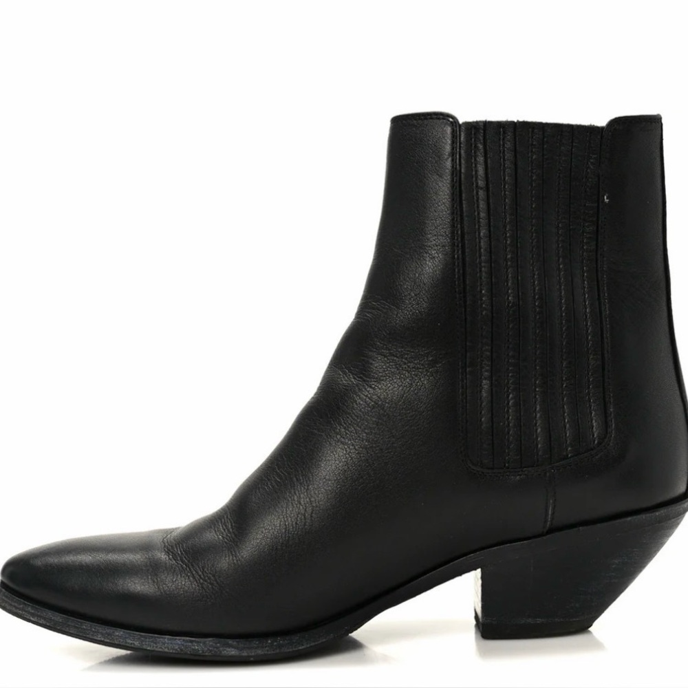 NWT - SAINT LAURENT Calfskin Brit Souple Ankle Boots